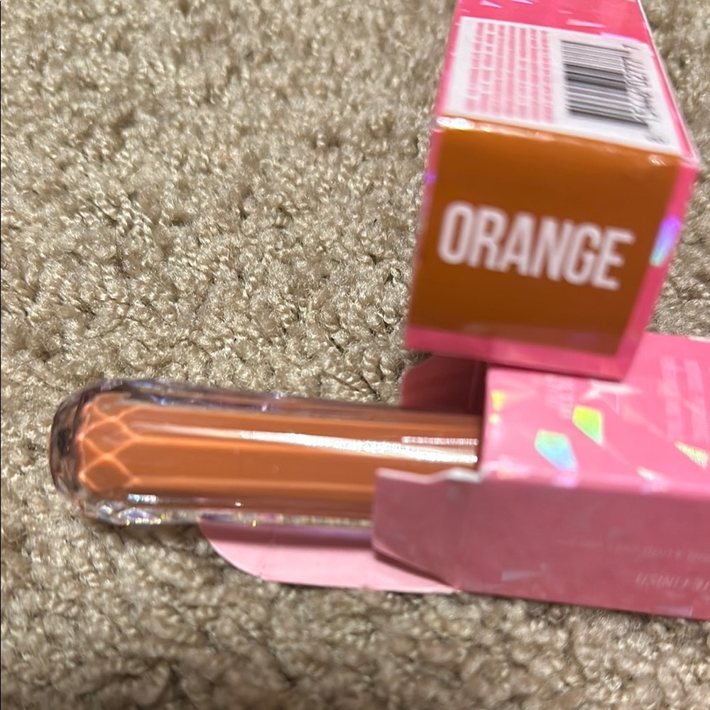 Jeffree Star Color Corrector in Orange